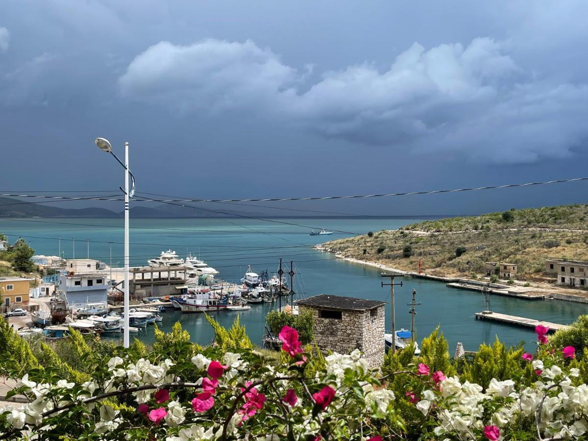 Oni'S Apartments Sarande Bagian luar foto